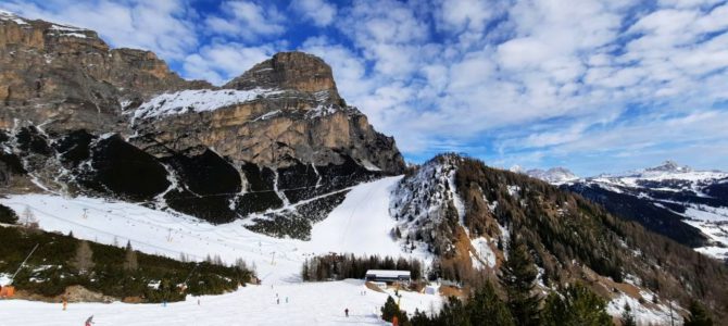 Ski in the Dolomites